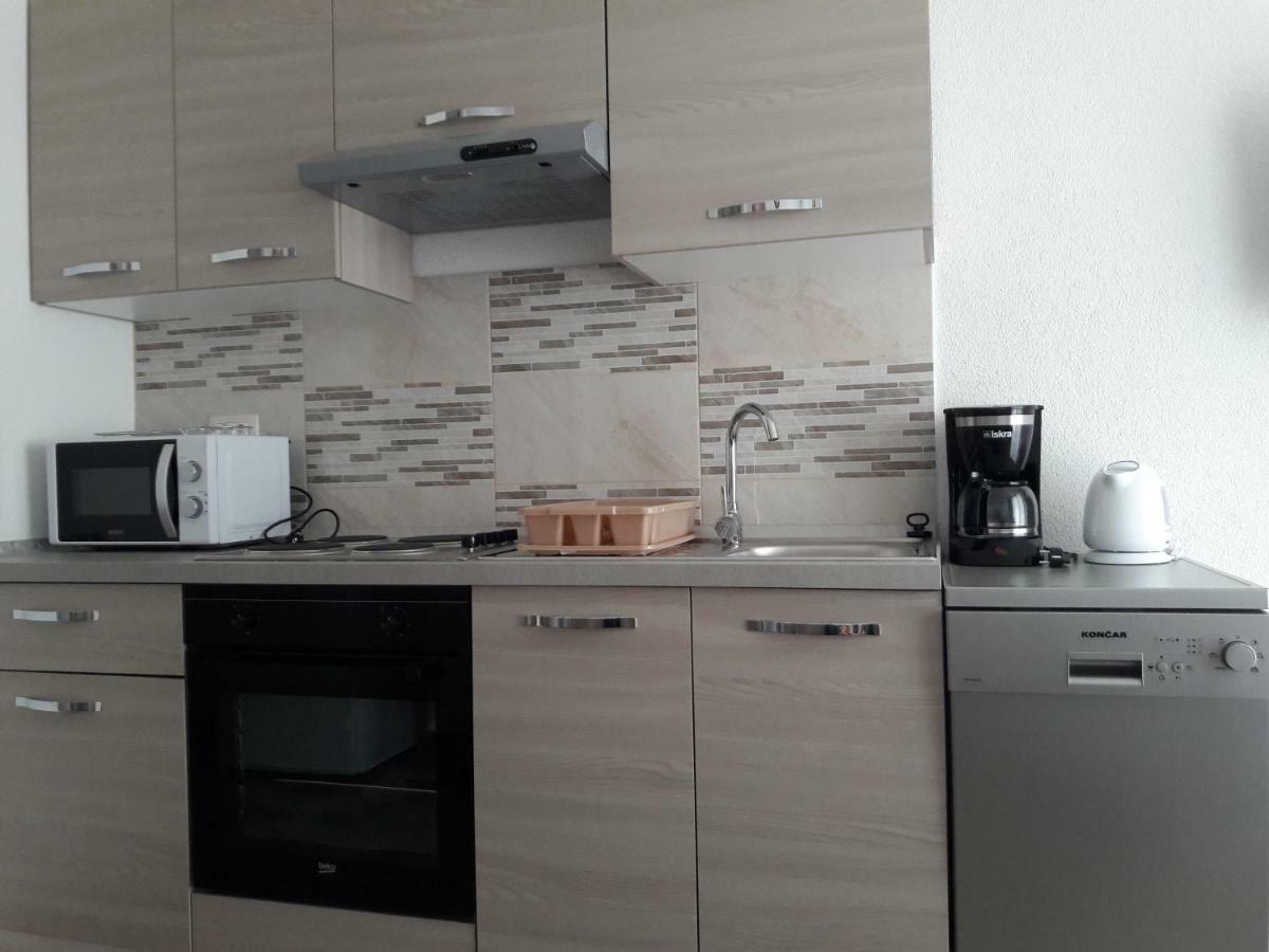 Apartman Miljenko - Matovica Kampor Εξωτερικό φωτογραφία