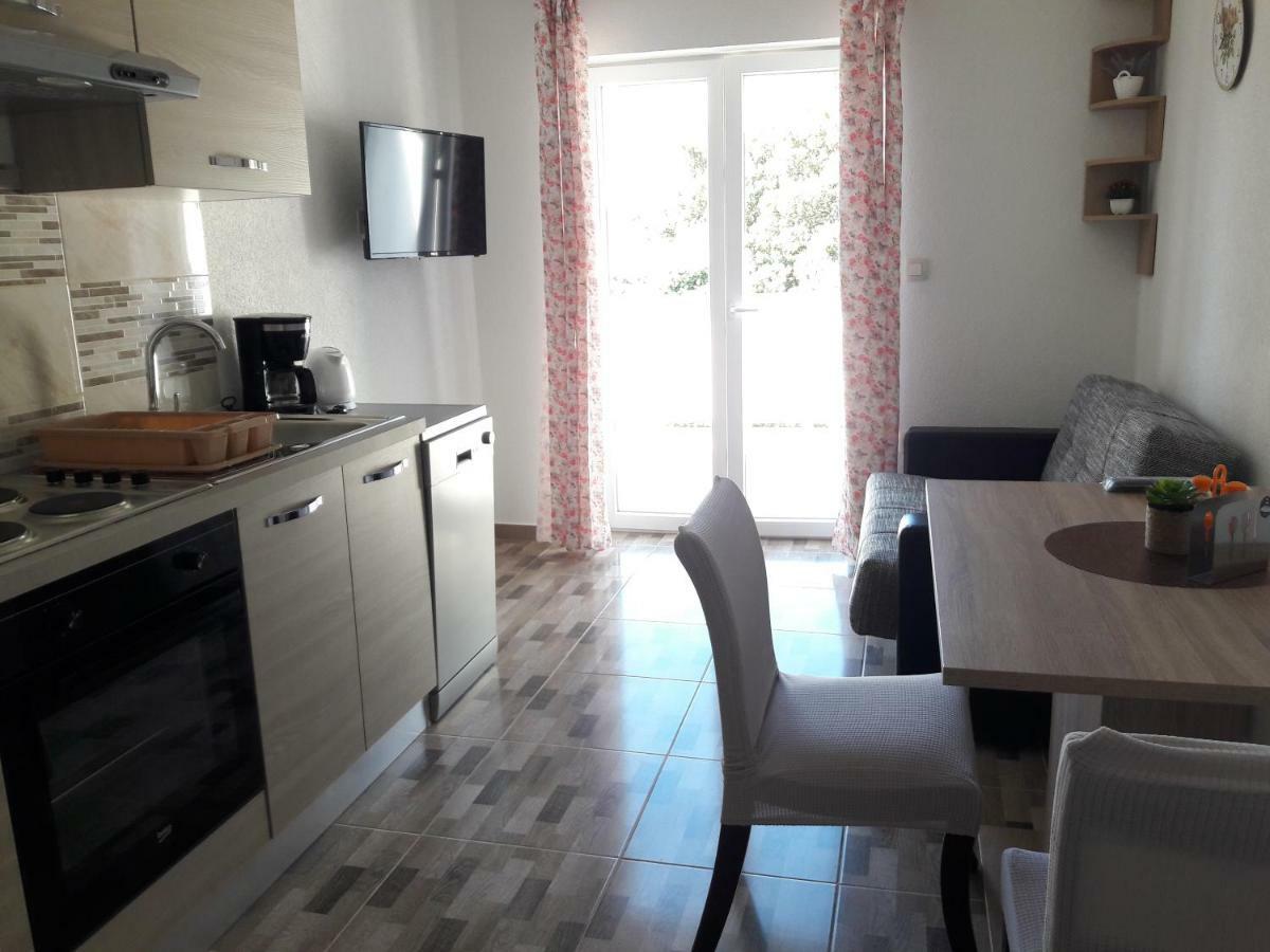 Apartman Miljenko - Matovica Kampor Εξωτερικό φωτογραφία
